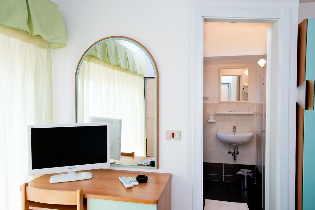 Albergo Villa Mauri Rimini Buitenkant foto