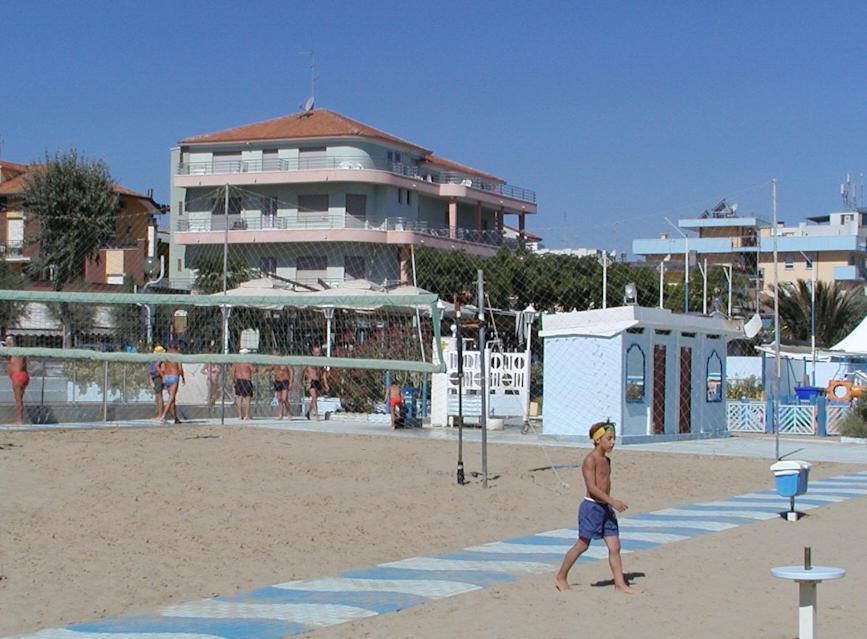 Albergo Villa Mauri Rimini Buitenkant foto